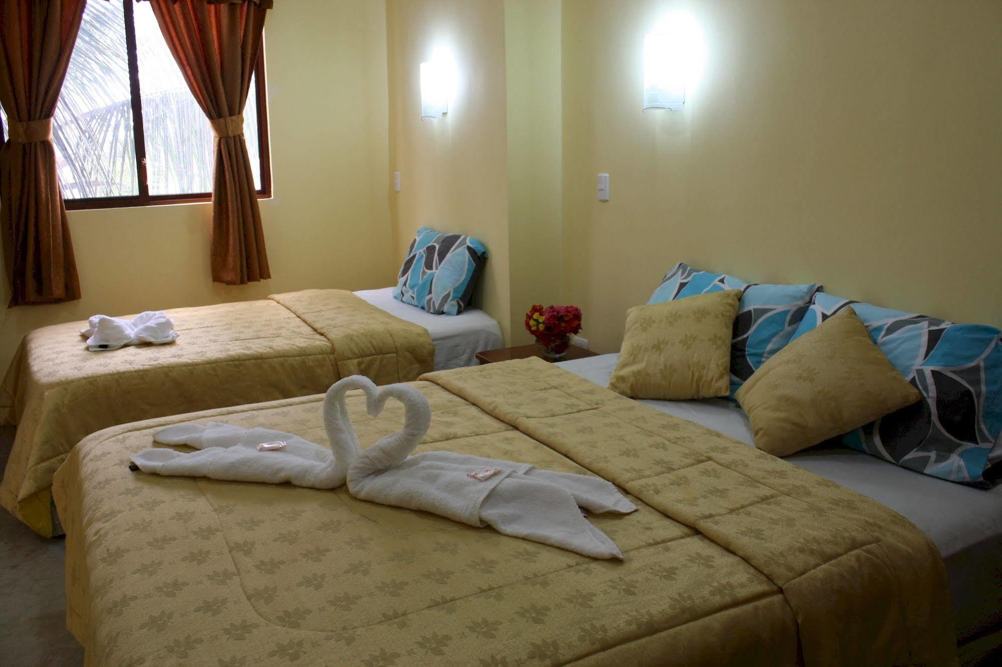 Hostal Espana Puerto Ayora  Kültér fotó